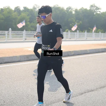 Runner Photo 6932263