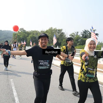 Runner Photo 6932274