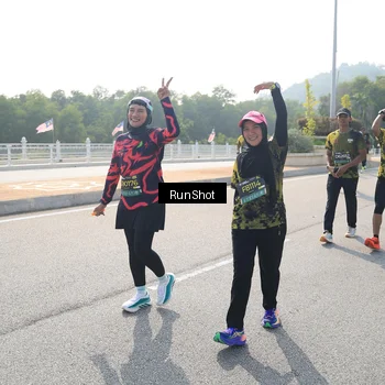 Runner Photo 6932281