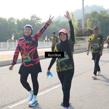 Runner Photo 6932283
