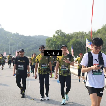 Runner Photo 6932299