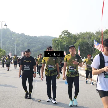 Runner Photo 6932304