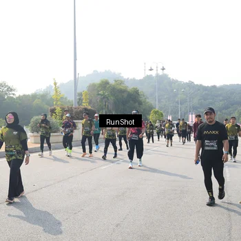 Runner Photo 6932307