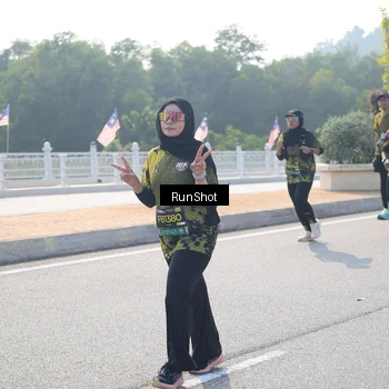 Runner Photo 6932313