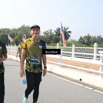 Runner Photo 6932315