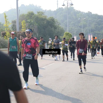 Runner Photo 6932318