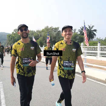 Runner Photo 6932321