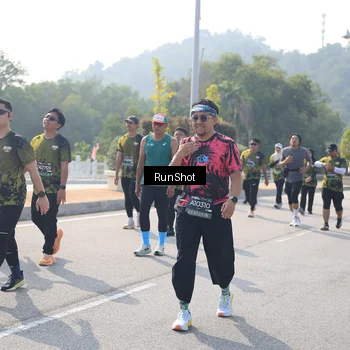 Runner Photo 6932330
