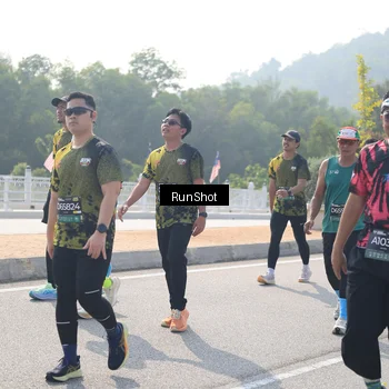 Runner Photo 6932336