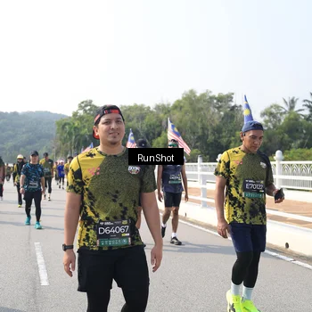 Runner Photo 6932346