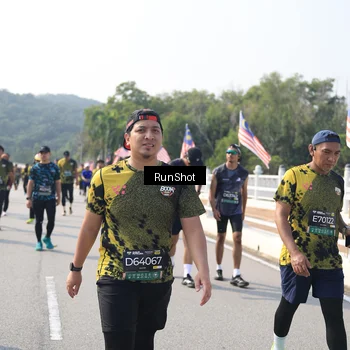 Runner Photo 6932347