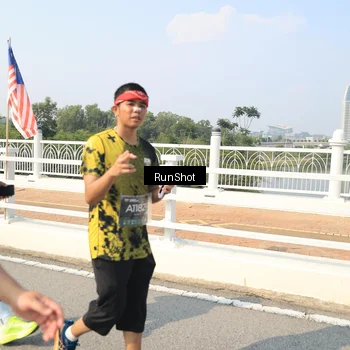 Runner Photo 6932362