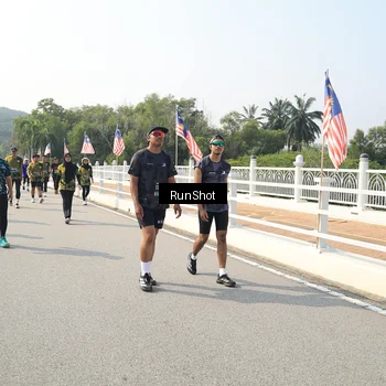 Runner Photo 6932367