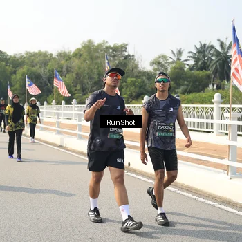 Runner Photo 6932371