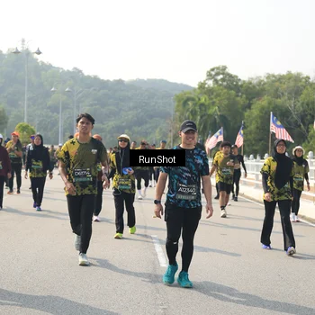 Runner Photo 6932377
