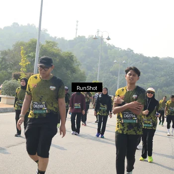 Runner Photo 6932378