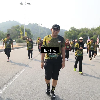 Runner Photo 6932392