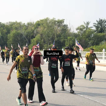 Runner Photo 6932428