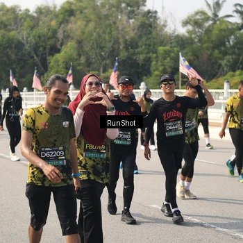 Runner Photo 6932432