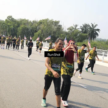 Runner Photo 6932436