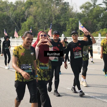 Runner Photo 6932437