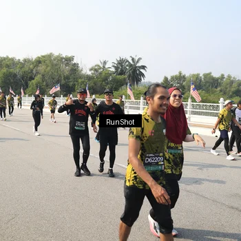 Runner Photo 6932442