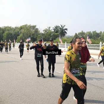 Runner Photo 6932446