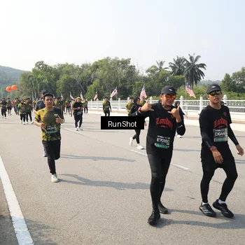 Runner Photo 6932454