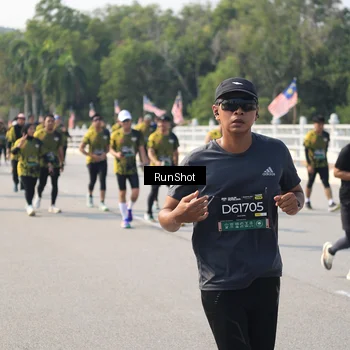 Runner Photo 6932461