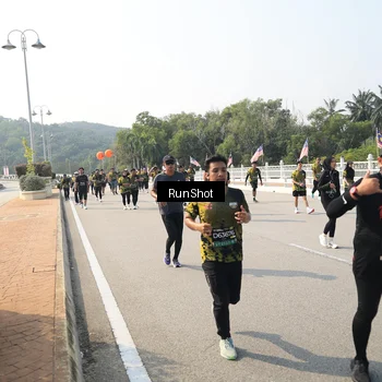 Runner Photo 6932463