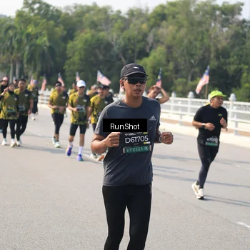 Runner Photo 6932465
