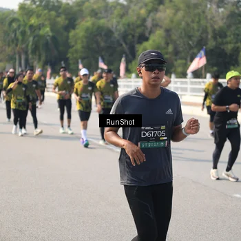 Runner Photo 6932468