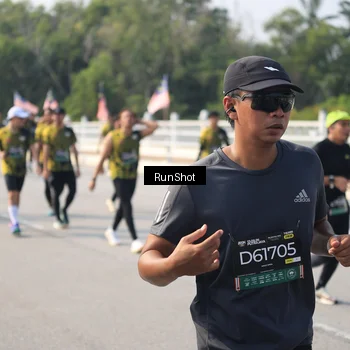Runner Photo 6932473