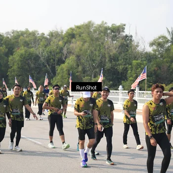 Runner Photo 6932478