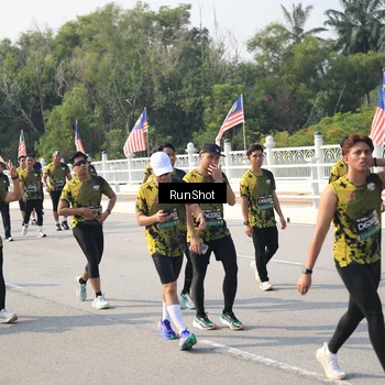 Runner Photo 6932481