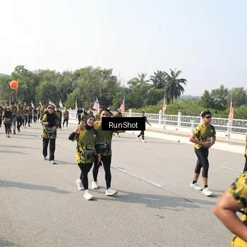 Runner Photo 6932495