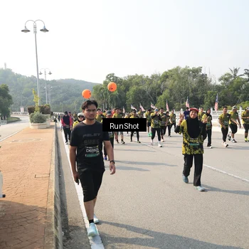 Runner Photo 6932506