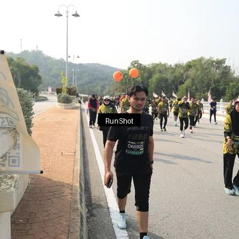 Runner Photo 6932509