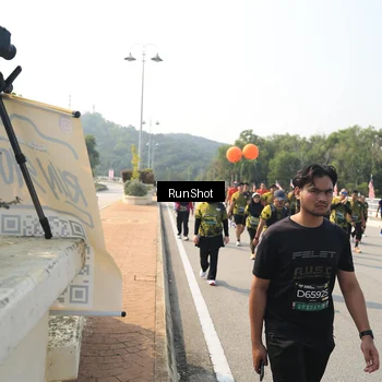Runner Photo 6932511
