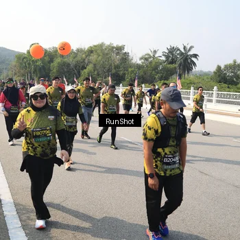 Runner Photo 6932531