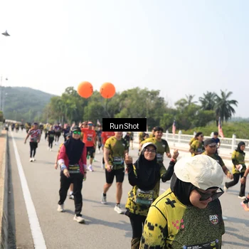 Runner Photo 6932537