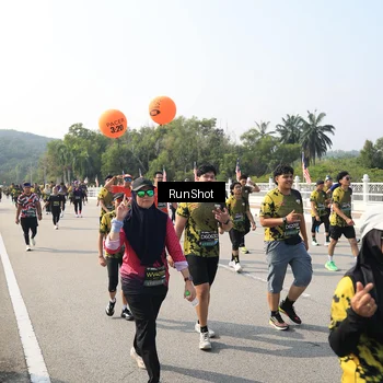 Runner Photo 6932545