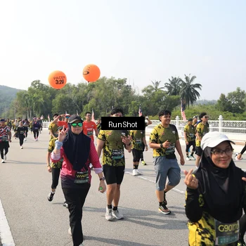 Runner Photo 6932546