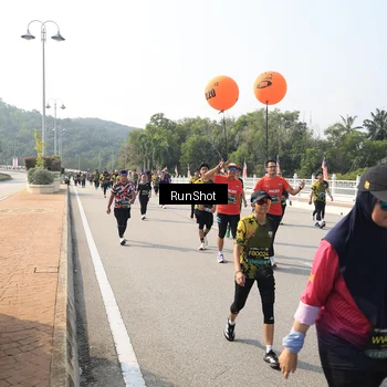 Runner Photo 6932550