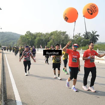 Runner Photo 6932561