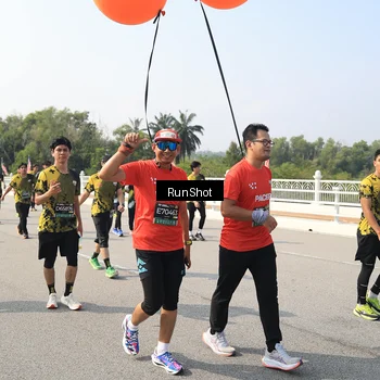 Runner Photo 6932567