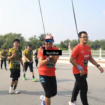 Runner Photo 6932570