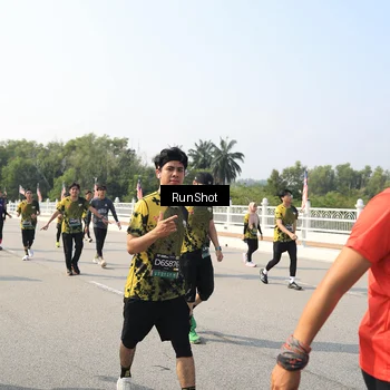 Runner Photo 6932576
