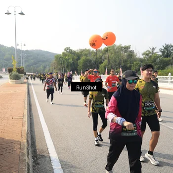 Runner Photo 6932590