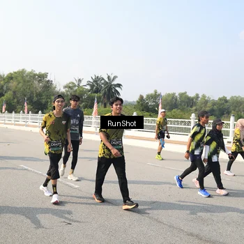 Runner Photo 6932596